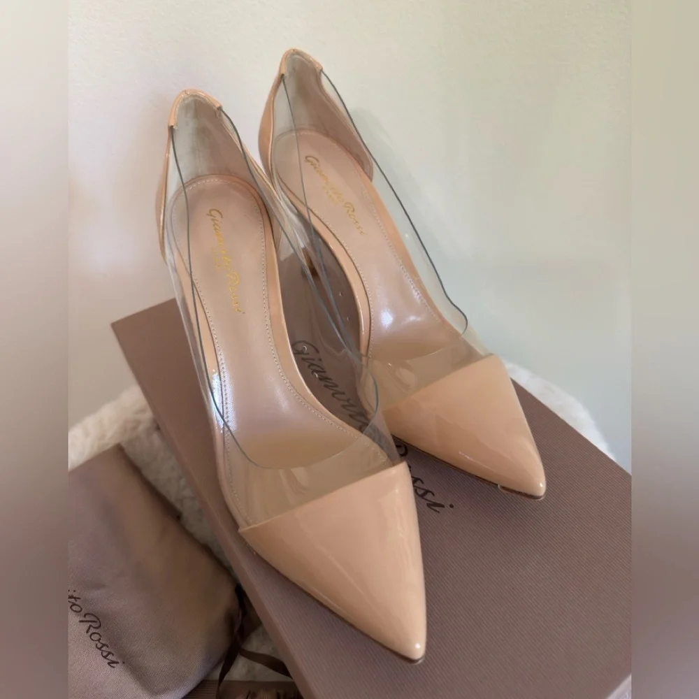 NEW Gianvitto Rossi PUMP WITH CLEAR SIDES IN PLEXI PATENT LEATHER - Picture 4 of 9